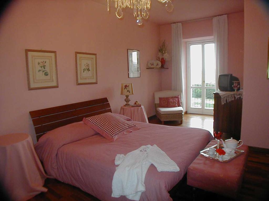 Torre Dei Frati Bed & Breakfast フォッサーノ 部屋 写真