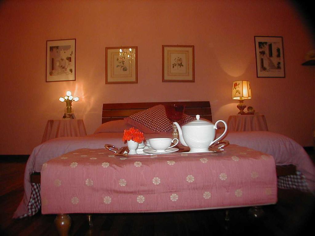 Torre Dei Frati Bed & Breakfast フォッサーノ 部屋 写真